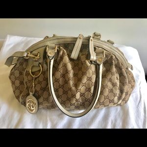 Gucci handbag pre-owned